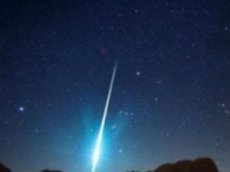 В Японии сняли на видео падение метеорита