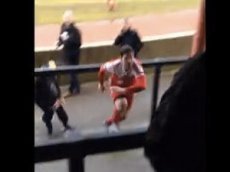 Капитан английского любительского клуба подрался с болельщиком