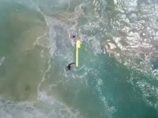 Первое в мире спасение людей с помощью беспилотника