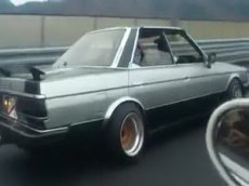 Merry Christmas в исполнении … автомобиля!