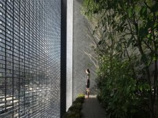 Звуконепроницаемый дом для вуайеристов