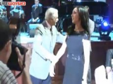 Алсу станцевала лезгинку