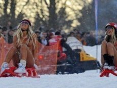 Стриптиз-гонки на санях
