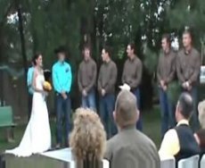 Свадьба на фоне торнадо