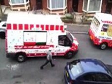 Как два мороженщика территорию не поделили