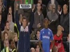 Фанат почистил зубы во время матча