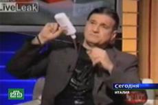 Итальянец попытался совершить акт самосожжения в прямом эфире