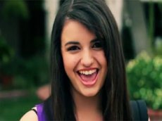 Худшим клипом всех времен стал Friday Ребекки Блэк