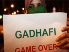 В сети появилось эксклюзивное видео с телом убитого Каддафи