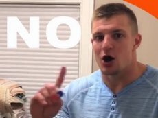 YouTube объявил войну флешмобу по поеданию геля для стирки