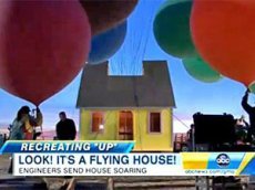 В США запустили в небо … дом!