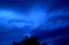 В небе над Донбассом засветились … глаза