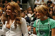 Сестричкам Спирс не дают спокойно жить папарацци