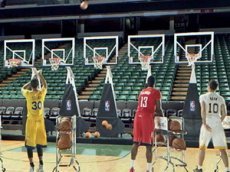 Звезды НБА мячами сыграли рождественскую мелодию