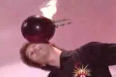 На американском Шоу талантов показали экстремального фокусника