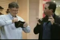 Билл Гейтс покупает ботинки с видом на будущее