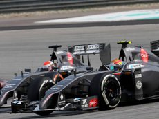 Гонщики Sauber на трассе во Фьорано