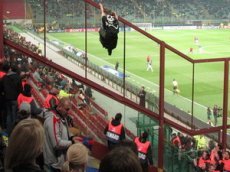 В СЕТИ ПОЯВИЛОСЬ ВИДЕО "ТУЛЬСКОГО ЧЕЛОВЕКА-ПАУКА"