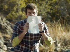 SAMSUNG ВЫПУСТИЛА САМУЮ НЕЛЕПУЮ РЕКЛАМУ СМАРТФОНА