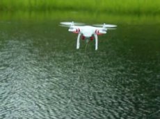 Красноярец поймал окуня на квадрокоптер