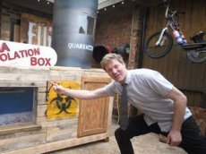 Изобретатель предложил веселый способ пережить карантин