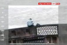 Полицейский выловил самоубийцу из Темзы