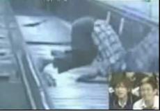 Чудовищное падение с эскалатора повеселило японцев