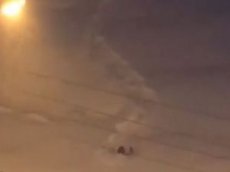 Видео с утопающим в снегу мужчиной стало хитом соцсетей