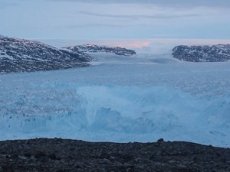 Разрушение крупнейшего ледника в Гренландии