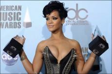 Рианна шокировала American Music Awards