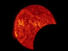 NASA опубликовало уникальное видео «поглощения» Солнца Луной