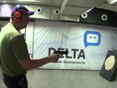 Рогозин показал мастер-класс по стрельбе