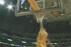 Забит второй слэм-данк в истории женской NBA