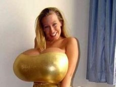 Челси Чармс — обладательница самой большой в мире груди