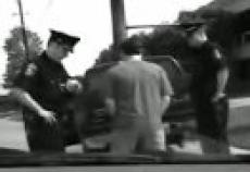 Как пьяный автолюбитель полицейского наказал