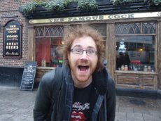 Британец объехал автостопом весь мир