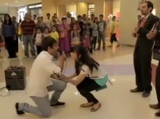 Девушка едва не покалечила парня, сделавшего ей предложение