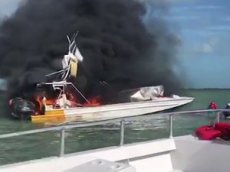На Багамах взорвался катер с туристами