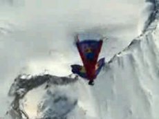 Валерий Розов совершил прыжок в действующий вулкан