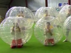 Ролик с матчем футболистов в пузырях собрал 1,6 млн кликов