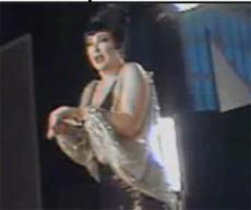 Лолита в образе Лайзы Минелли