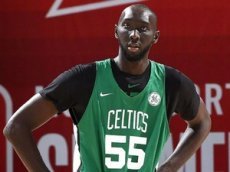 Самый высокий баскетболист НБА стал дирижером