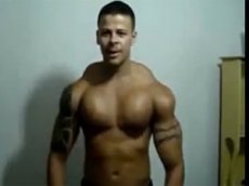 Силикон служит теперь не только женщинам