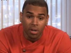 Крис Браун извинился перед Рианной