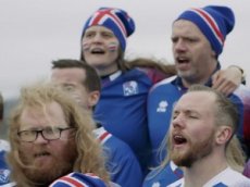 Исландские болельщики перед поездкой в Россию спели «Калинку» на фоне вулканов
