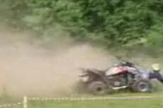 ЧП на гонках: спортсмена переехал квадроцикл