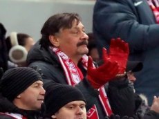 Дмитрий Назаров спел про футбол и коронавирус