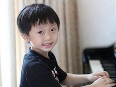 Пятилетний мальчик стал виртуозом