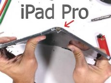 Блогер руками сломал iPad Pro пополам