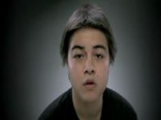 Британец заснял лица детей-геймеров